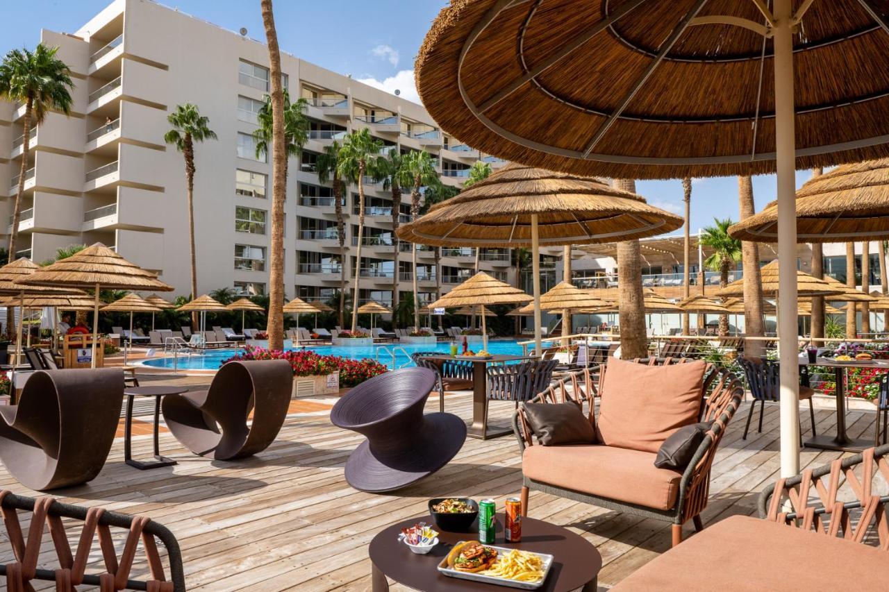 Aria Hotel Eilat Exterior foto The pool at the Hilton Sharm El Sheikh