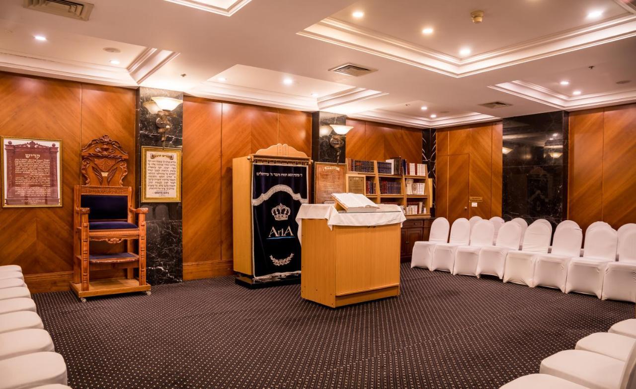 Aria Hotel Eilat Exterior foto The synagogue's interior